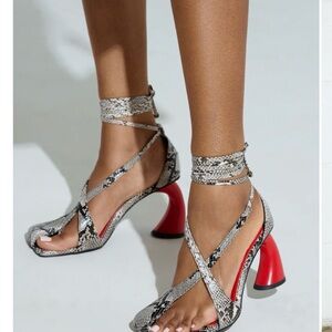 AZALEA WANG BUIKY SNAKE CONTRAST PUMP